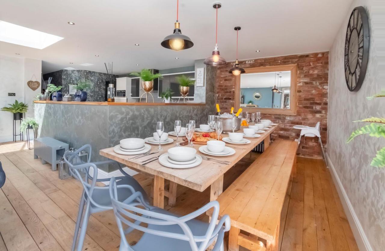 The Stables Luxury House With Hot Tub Apartment York Bagian luar foto