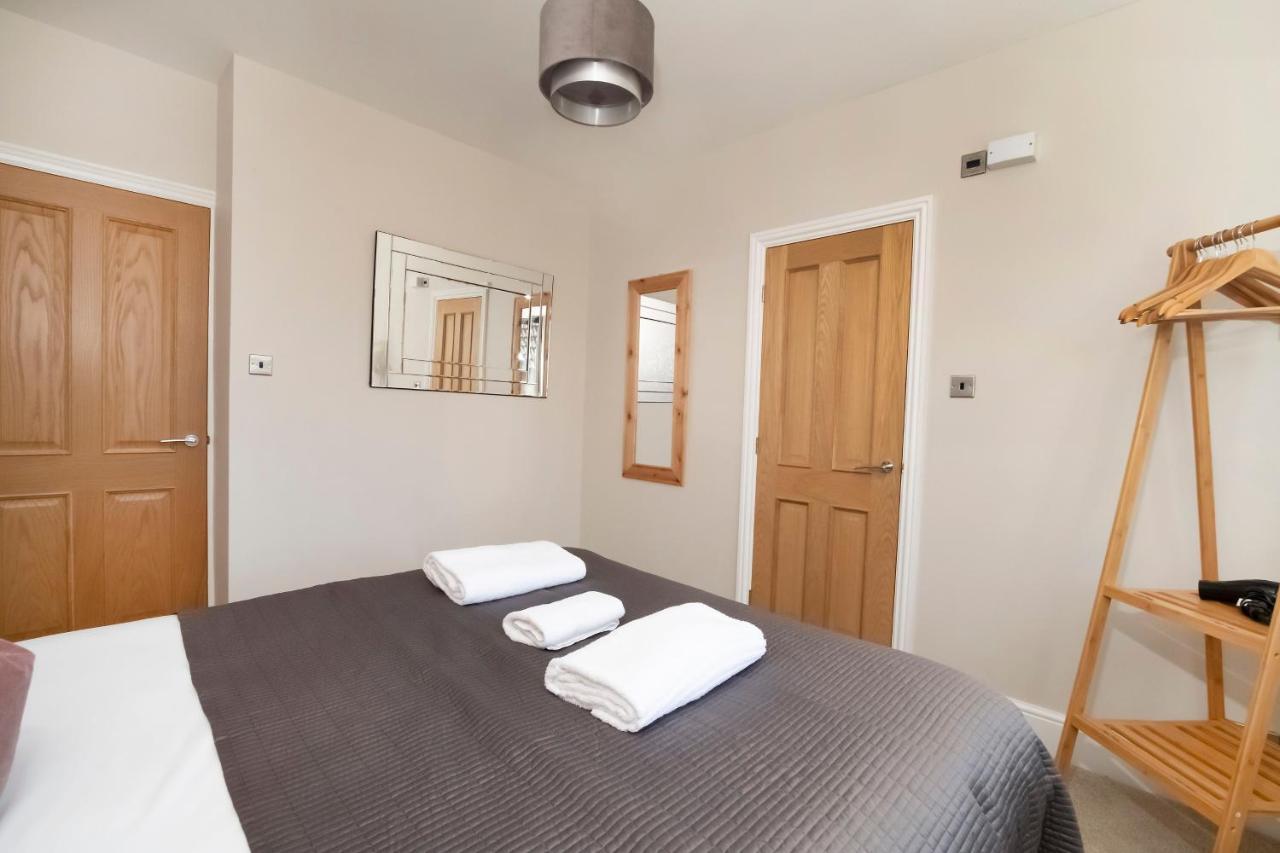 The Stables Luxury House With Hot Tub Apartment York Bagian luar foto