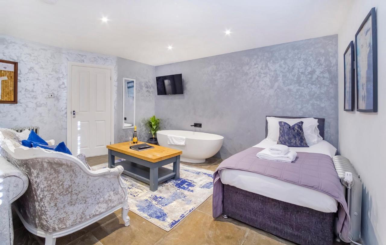 The Stables Luxury House With Hot Tub Apartment York Bagian luar foto