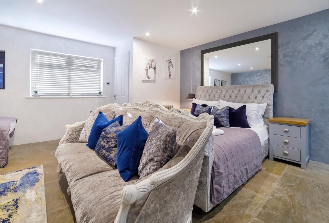 The Stables Luxury House With Hot Tub Apartment York Bagian luar foto